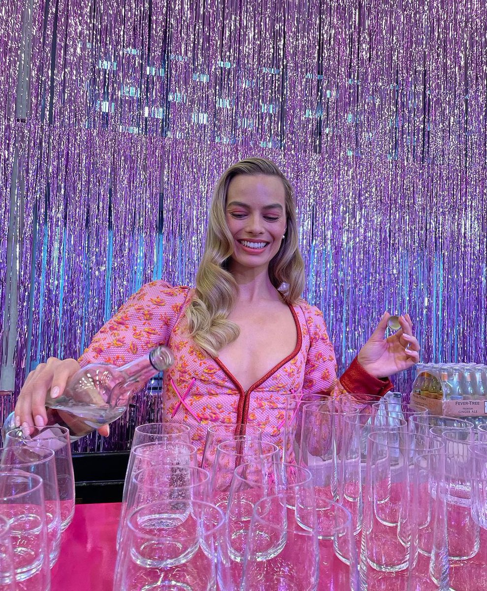 best of margot tweet media