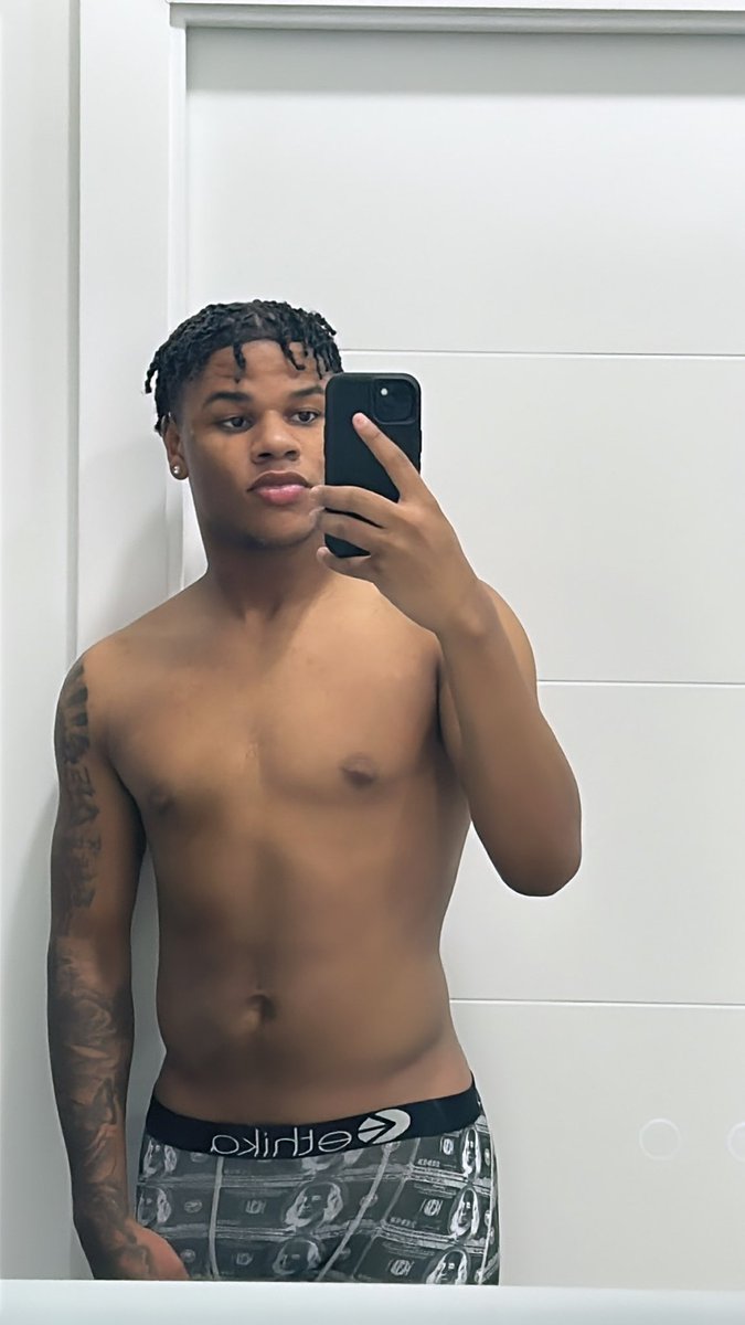 KING On Twitter In Miami Florida Looking For The Hoochie Daddies king-on-twitter-in-miami-florida-looking-for-the-hoochie-daddies