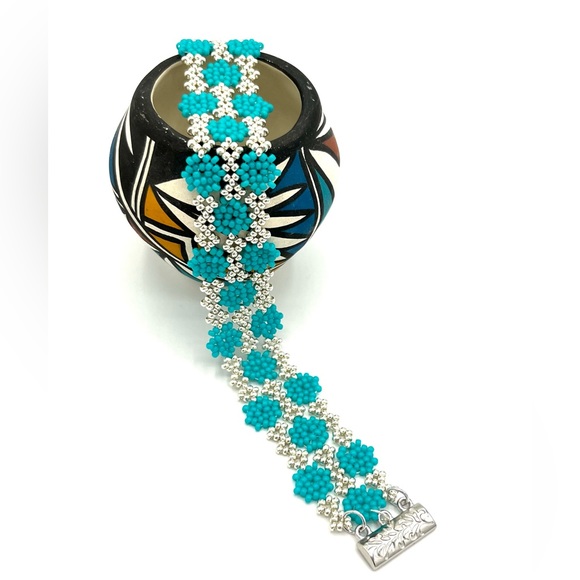 So good I had to share! Check out all the items I'm loving on <a href="/Poshmarkapp/">Poshmark</a> #poshmark #fashion #style #shopmycloset #handcrafted: posh.mk/nFyFKE67pBb