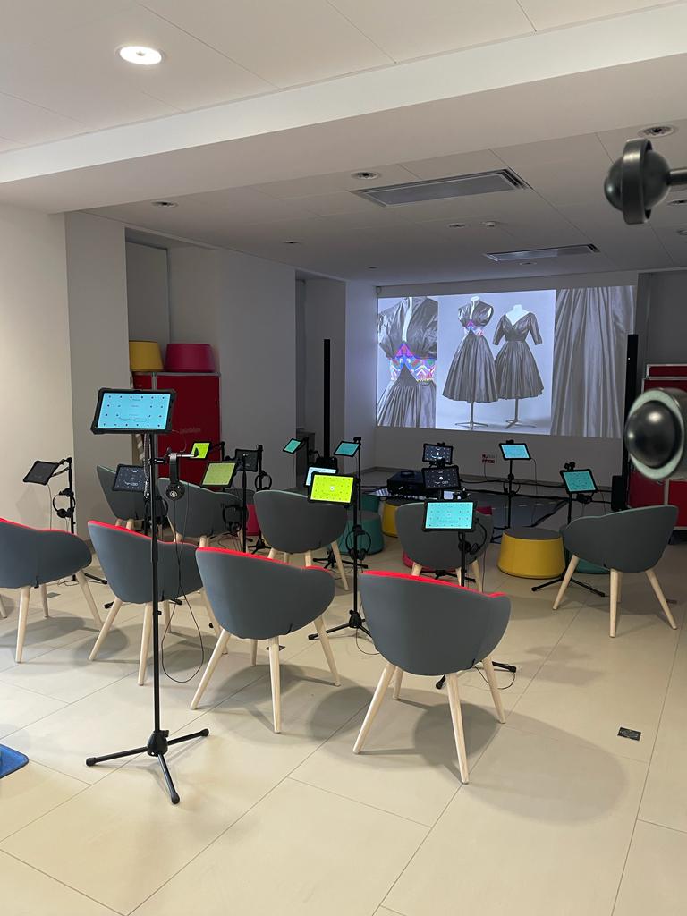 Hier, le conseil des inspecteurs de l'Éducation nationale s’est délocalisé à la Maison des Services de Vesoul. Un lieu innovant au service des haut-saônois : espace France services, salles de réunion/coworking, micro-folie, espace de pratiques numériques. Merci de votre accueil !