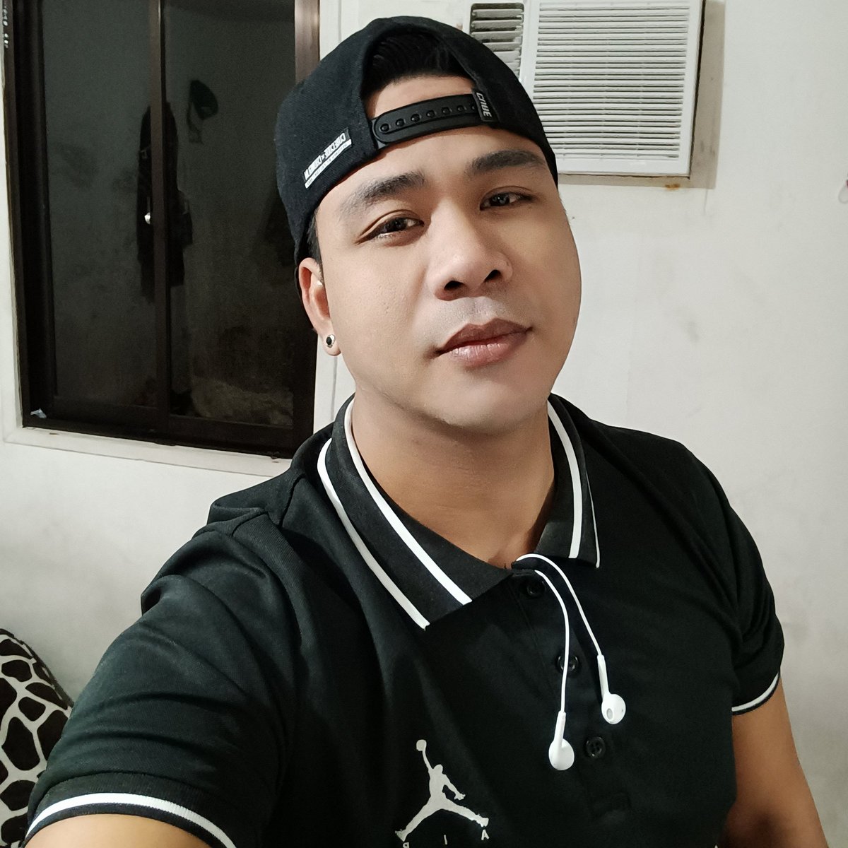 joseph_aranas's tweet photo. #NewProfilePic https://t.co/hApNPHNLme