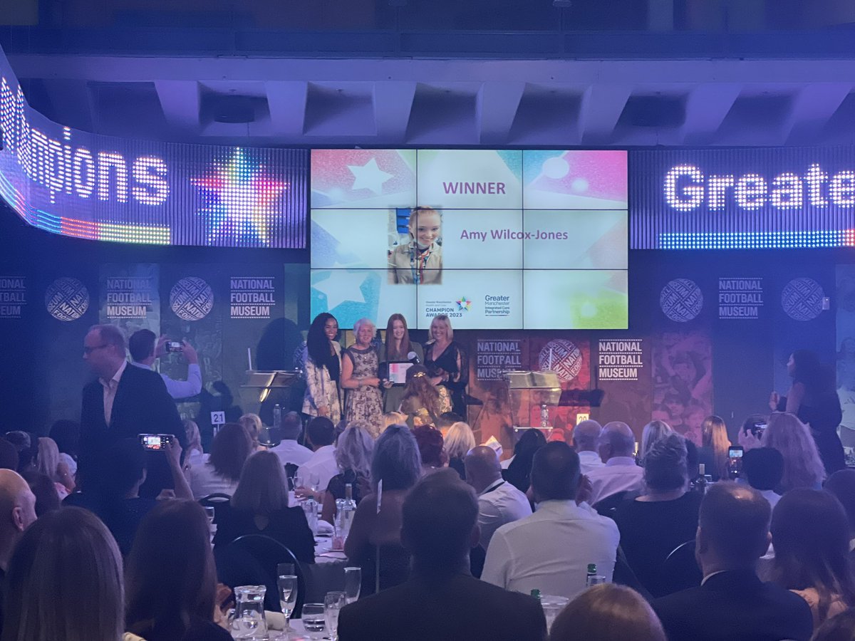 Amy 👩🏻‍🦰 tweet media