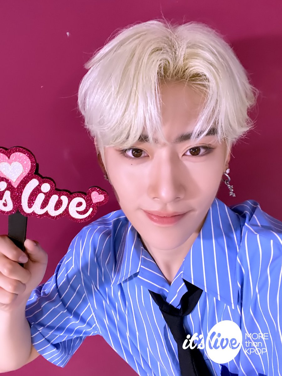 🍓 tweet media
