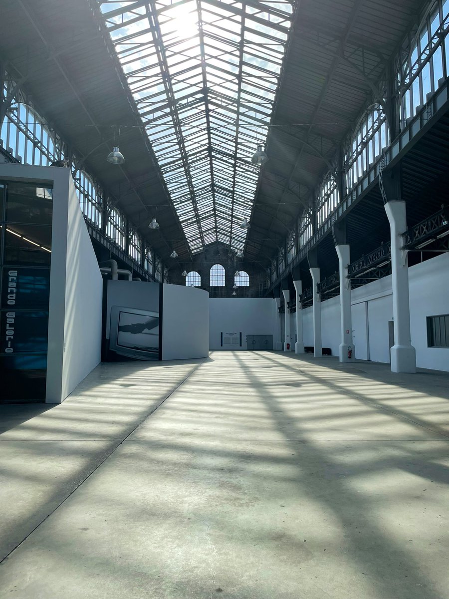 Le Magasin est ouvert aujourd’hui 14 juillet - 11h à 19h. 
L’occasion de découvrir nos 3 expositions actuelles et de rencontrer la super équipe chargée des publics qui vous y attend et répondra à toutes vos questions ⭐️🎇
@GrenobleTourism <a href="/IsereCulture/">Culture.Isère</a> <a href="/RDV_Culture/">Auvergne-Rhône-Alpes</a> #eteculturel