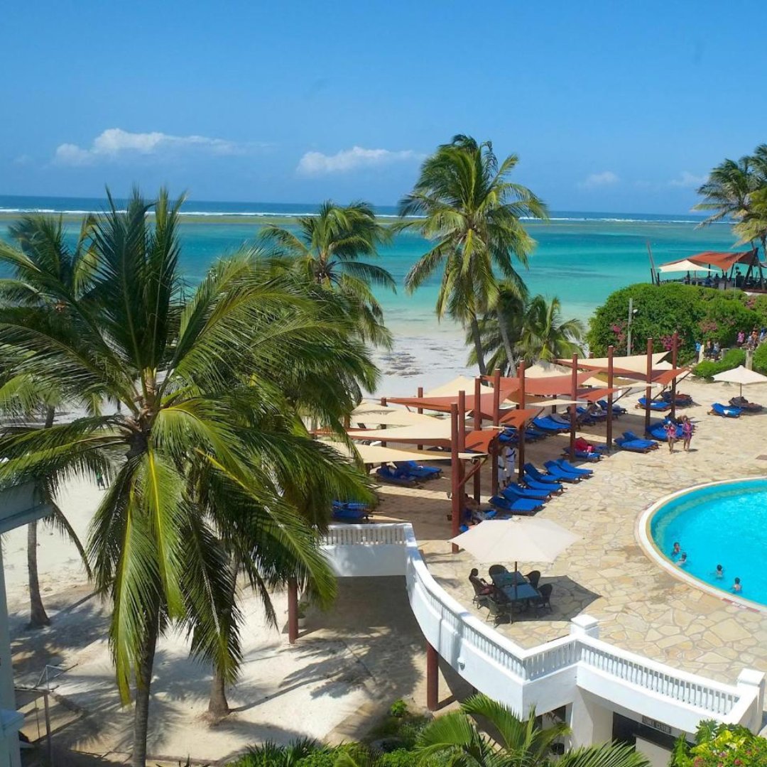 Mombasa Marine National Park &amp; Reserve, an ideal place for windsurfing, water skiing, and snorkeling.

Home to colorful Marine animals and interesting migratory birds.

visit @ gorillatrips.net/kenya-tours-an…

Call: +256-775-564060

info@gorillatrips.net

#travelling #kenya #mombasa