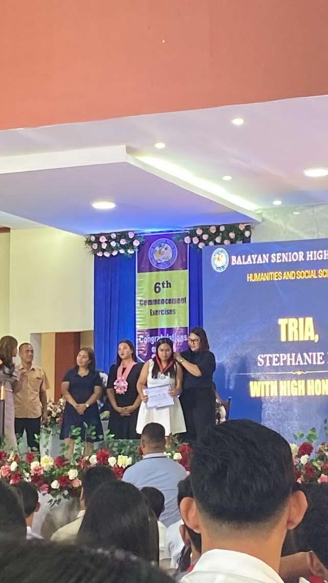 stphtria's tweet photo. with high honor🏅 https://t.co/Ap20sXv8iY
