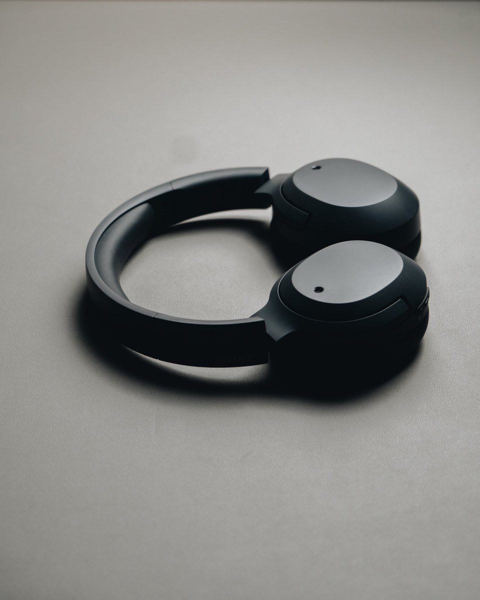 mattiagntt's tweet image. Testing new headphones. 🎧