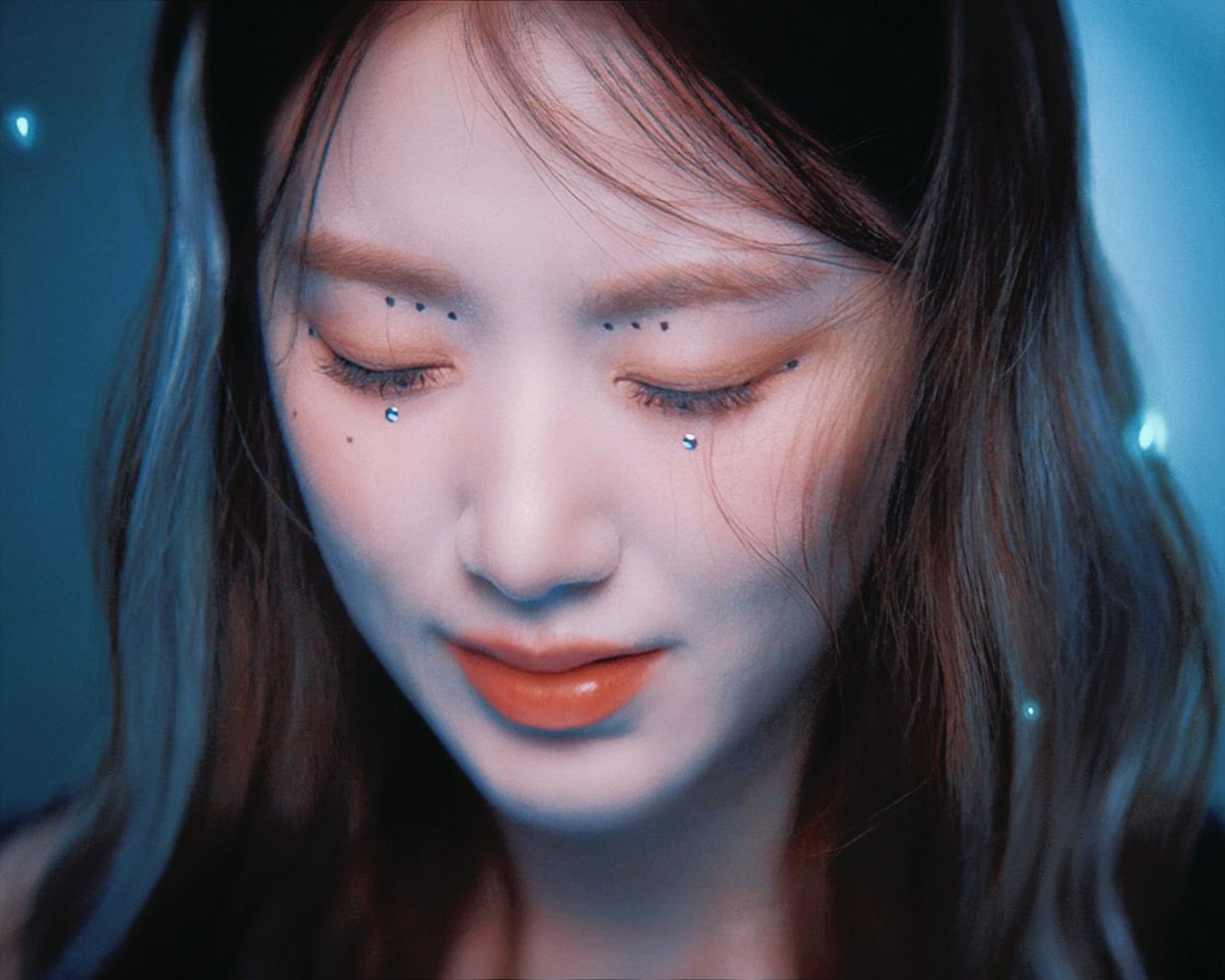 shuhuapigeon's tweet photo. 230714 88rising mv cut

사람의 마음을 뒤흔드는 미모❤️‍🔥

#여자아이들 #GIDLE #슈화 #SHUHUA #舒華 #叶舒华 #舒华 https://t.co/zyo71dAIK9