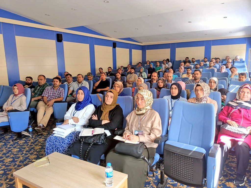 Din Kültürü ve Ahlak Bilgisi Öğretim Yöntem ve Teknikleri hizmet içi eğitim faaliyeti kapsamında Prof.Dr Mustafa Ağırman'ın DKAB Ders Sürecinde Kazandırılacak Temel Beceriler ve Değerler konulu semineri.
<a href="/mehmetnezirg/">mehmet nezir gül</a>