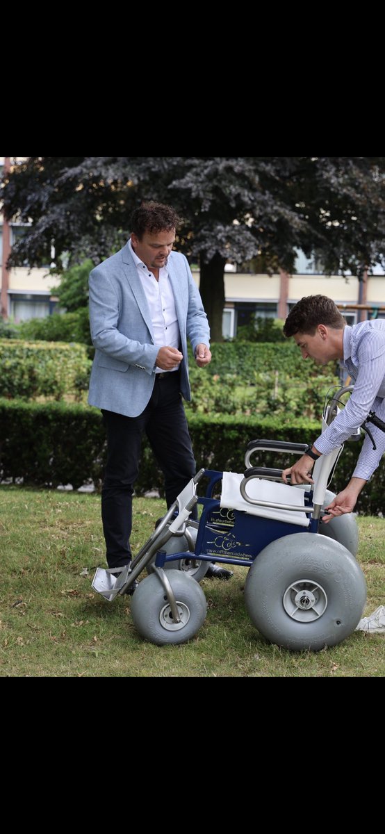 De struinstoelen zijn eindelijk afgeleverd. Hiermee worden de Engbertsdijksvenen weer een beetje meer toegankelijk. <a href="/gemtwenterand/">Gemeente  Twenterand</a> <a href="/staatsbosbeheer/">Staatsbosbeheer</a> <a href="/ProvOverijssel/">Provincie Overijssel</a> met dank aan <a href="/stephanreusken/">stephan reusken</a>