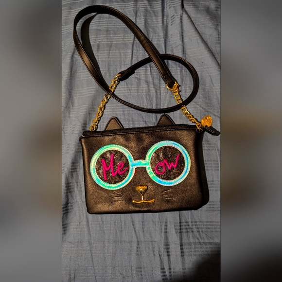 So good I had to share! Check out all the items I'm loving on <a href="/Poshmarkapp/">Poshmark</a> from <a href="/ParhamVelvet/">velvet</a> #poshmark #fashion #style #shopmycloset #betseyjohnson #amiri: posh.mk/DDlhX9fcqBb