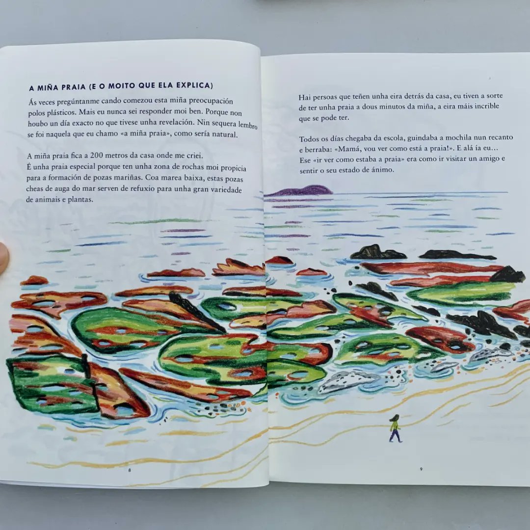 educambcoruna's tweet photo. Neste día nubro recomendámosvos “Plasticus maritimus, unha especie invasora” de Kalandraka Editora. É unha guía para coñecer a problemática do plástico nos océanos e aprender como actuar para minimizalo. #Coruña #EducaciónAmbiental @bibcoruna https://t.co/ssTSuTdND8