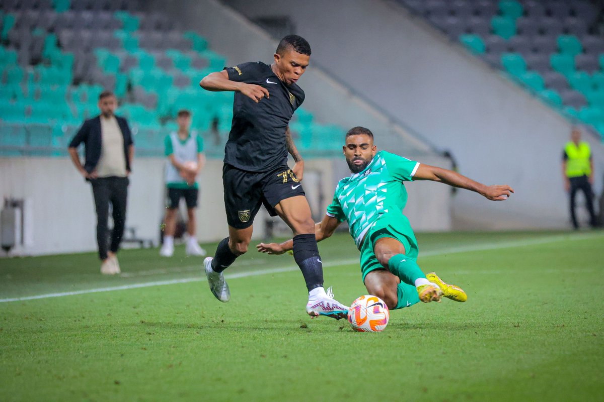 valmierafc's tweet photo. 📷📷📷 Fotoreportāža no UEFA Čempionu Līgas kvalifikācijas 1. kārtas spēles pret Ļubļanas "Olimpija" (1:2) Stožices stadionā.
#OLIVAL #UCL #ValmieraFC #StāvPāriVisamValmiera ⚫⚽️🟢 https://t.co/jMFvur40rN