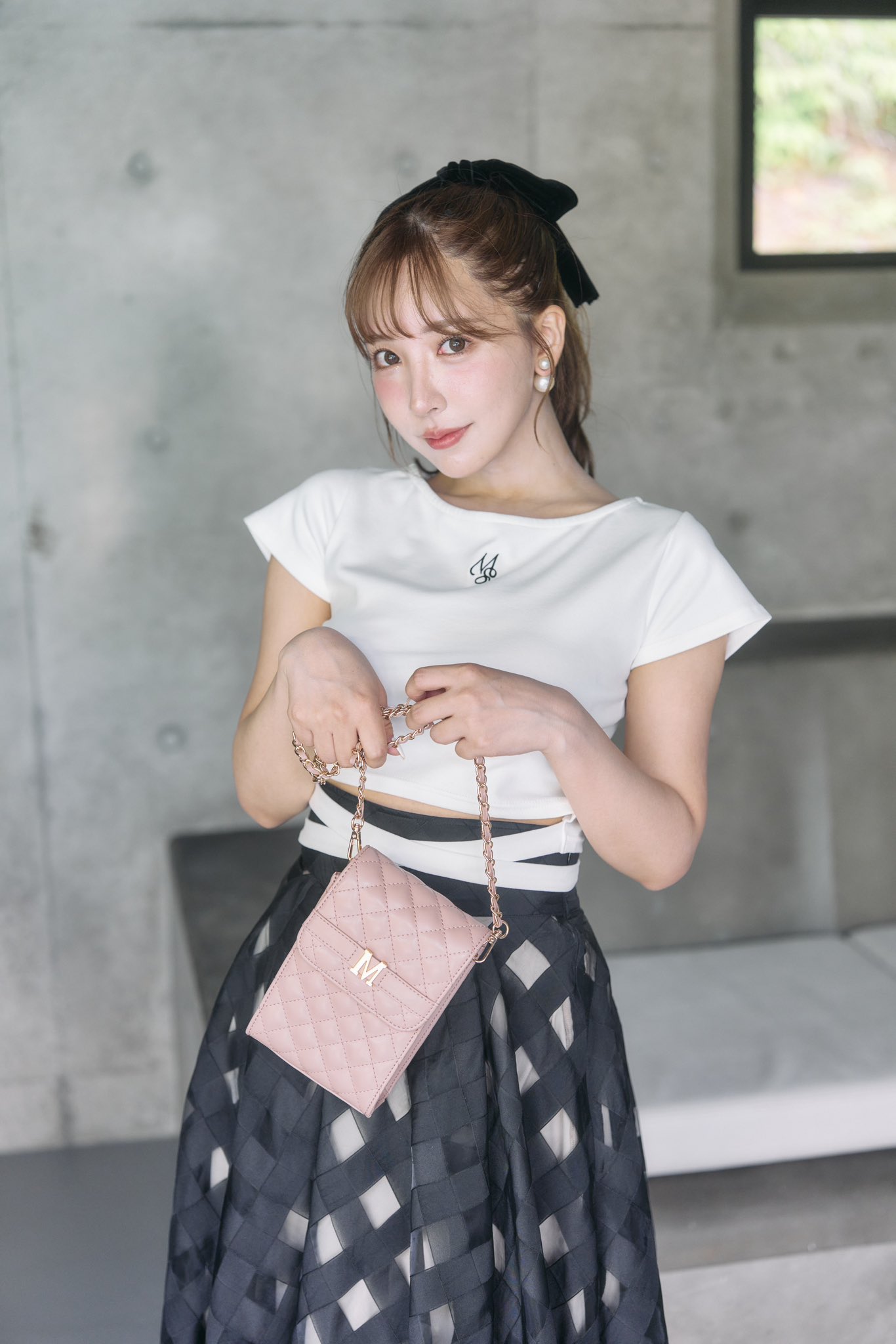 女性が喜ぶ♪ mistreass フェザーカーディガン 三上悠亜 ピンク