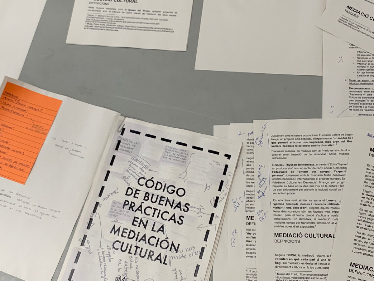 4) 🧑‍🦰 Pep Marés, coordinador de projectes a <a href="/AdhocCultura/">adhoc_cultura</a>, explica la feina realitzada amb el grup de treball de Museus.
 
 📄 El grup de treball ha elaborat el document: Model sostenible de contractació pública per la licitació dels serveis educatius dels museus de Barcelona.