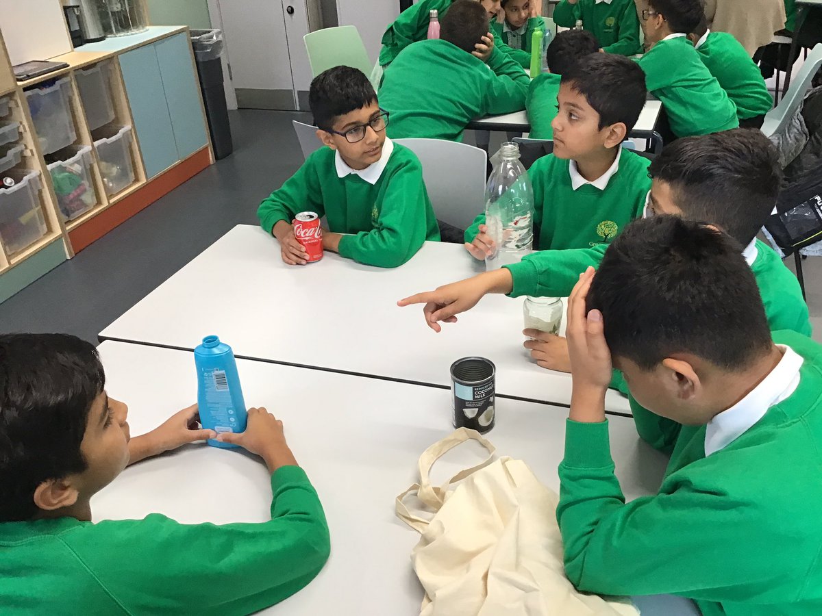 Greenacresyear3's tweet photo. Learning how things are recycled at R4GM #gpascience #gparshe https://t.co/QGAxLjv70e