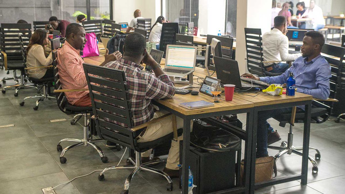 moda_analytica's tweet photo. The Rise of Co-Working Spaces in Nigeria reflects the growing demand for alternative work arrangements and the challenges and opportunities of the country's evolving business landscape. Take a read 👇:
https://t.co/r3U5CHznXK https://t.co/r3mzxpzp3V