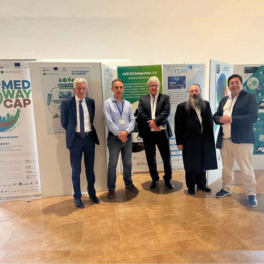 FinnovaEU's tweet photo. 🔝@juanmrevuelta, CEO de @FINNOVA_EU, presenta proyectos europeos en la Conferencia Final del proyecto #MEDWAYCAP en #Barcelona!

🤝 @UfMSecretariat @ENICBCMed @WEX_Global @LIFEprogramme @ecodigestion2 

🔗(Nota de Prensa): https://t.co/ACFYS5aR3v https://t.co/DVILIkOVhS