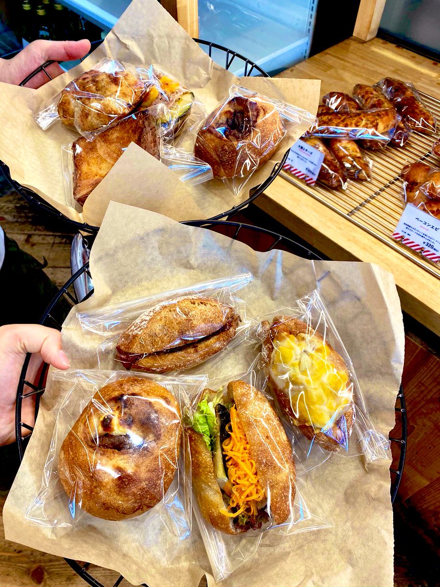 milkyM75450189's tweet image. またまた帰りに寄り道〜
次はイートインやね〜🥰

#BREADESPRESSO 
#パンとエスプレッソと