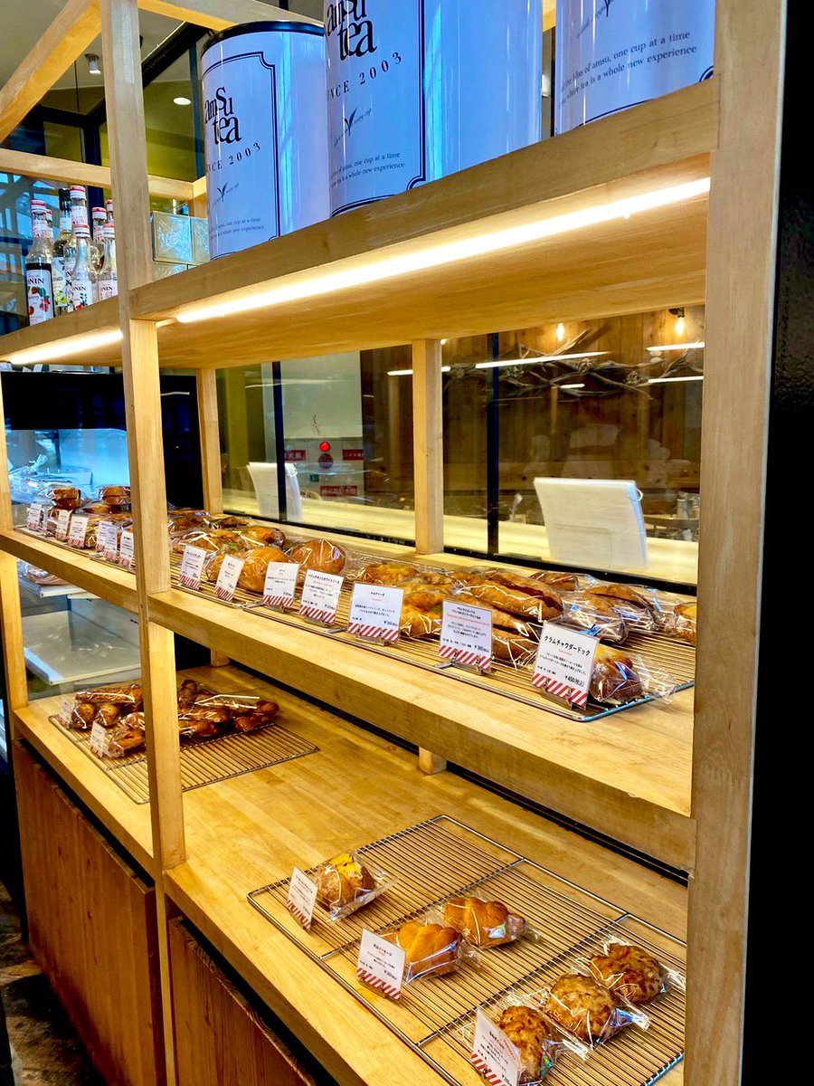 milkyM75450189's tweet image. またまた帰りに寄り道〜
次はイートインやね〜🥰

#BREADESPRESSO 
#パンとエスプレッソと