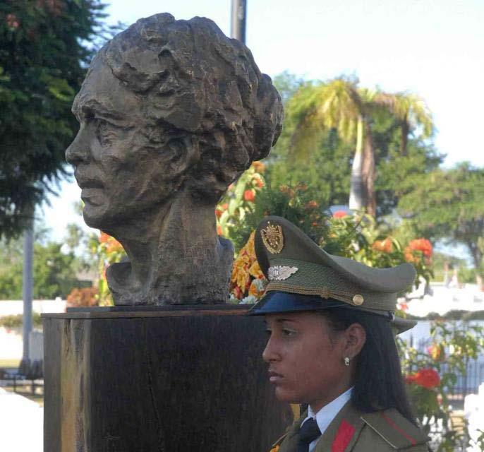 Hoy se conmemoran 208 años del natalicio de la Madre de la Patria Mariana Grajales, una mujer que conmovió el alma de #Cuba. #CubaViveEnSuHistoria #ConTodosLaVictoria