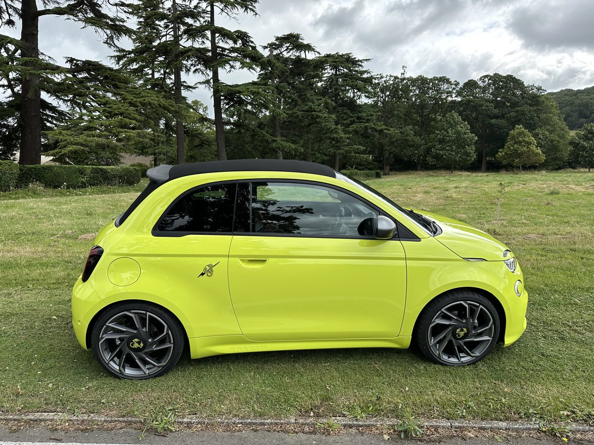 carjourno.co.uk tweet media