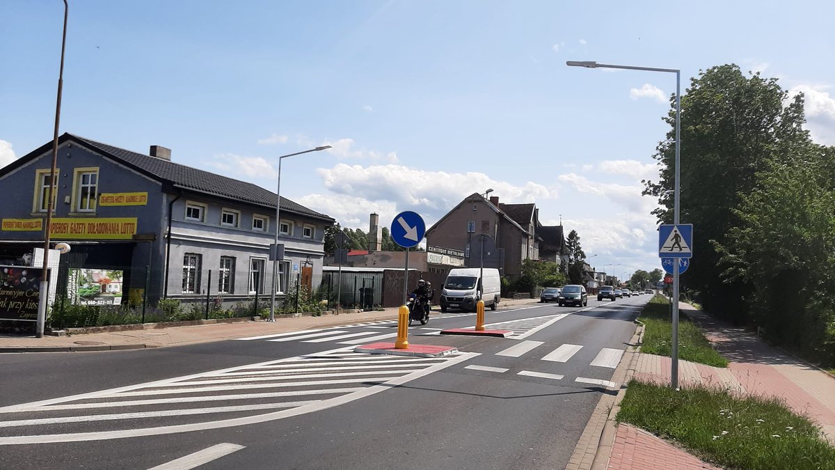 GDDKiA_Szczecin's tweet photo. Zakończono doświetlenia 7 przejść dla pieszych na #DK37 w m. #Darłowo, #Słowino, #Sęczkowo w #zachodniopomorskie. To zadania w ramach rządowego Programu Bezpiecznej Infrastruktury Drogowej. #PBID https://t.co/Ql7h6Qos1l