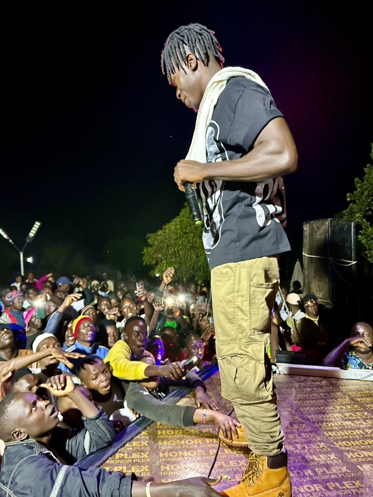 ALIEN SKIN OFFICIAL tweet media