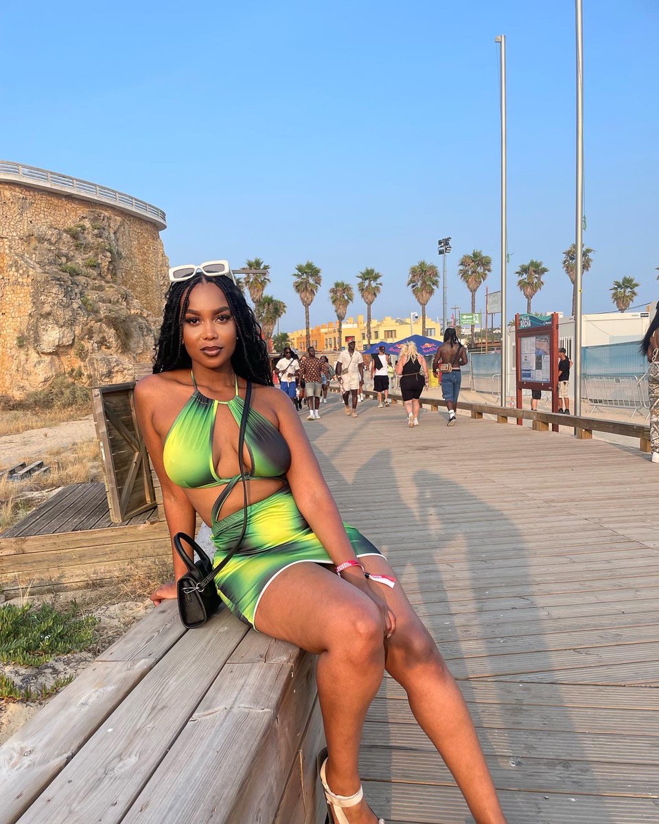 Azee Bam tweet media