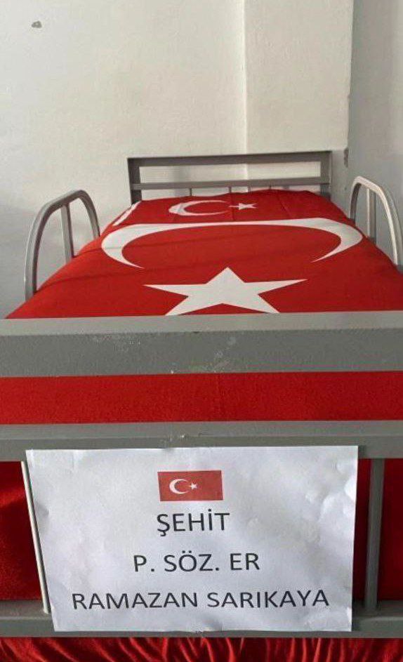 Van’ın Gürpınar ilçesinde, 11 Temmuz 2023 tarihinde, meydana gelen trafik kazası sonucu kahraman silah arkadaşımız P.söz.Er Ramazan Sarıkaya ağır yaralanmış, personelimiz derhâl hastaneye sevk edilmiş, yapılan tüm müdahalelere rağmen kurtarılamayarak şehit olmuştur