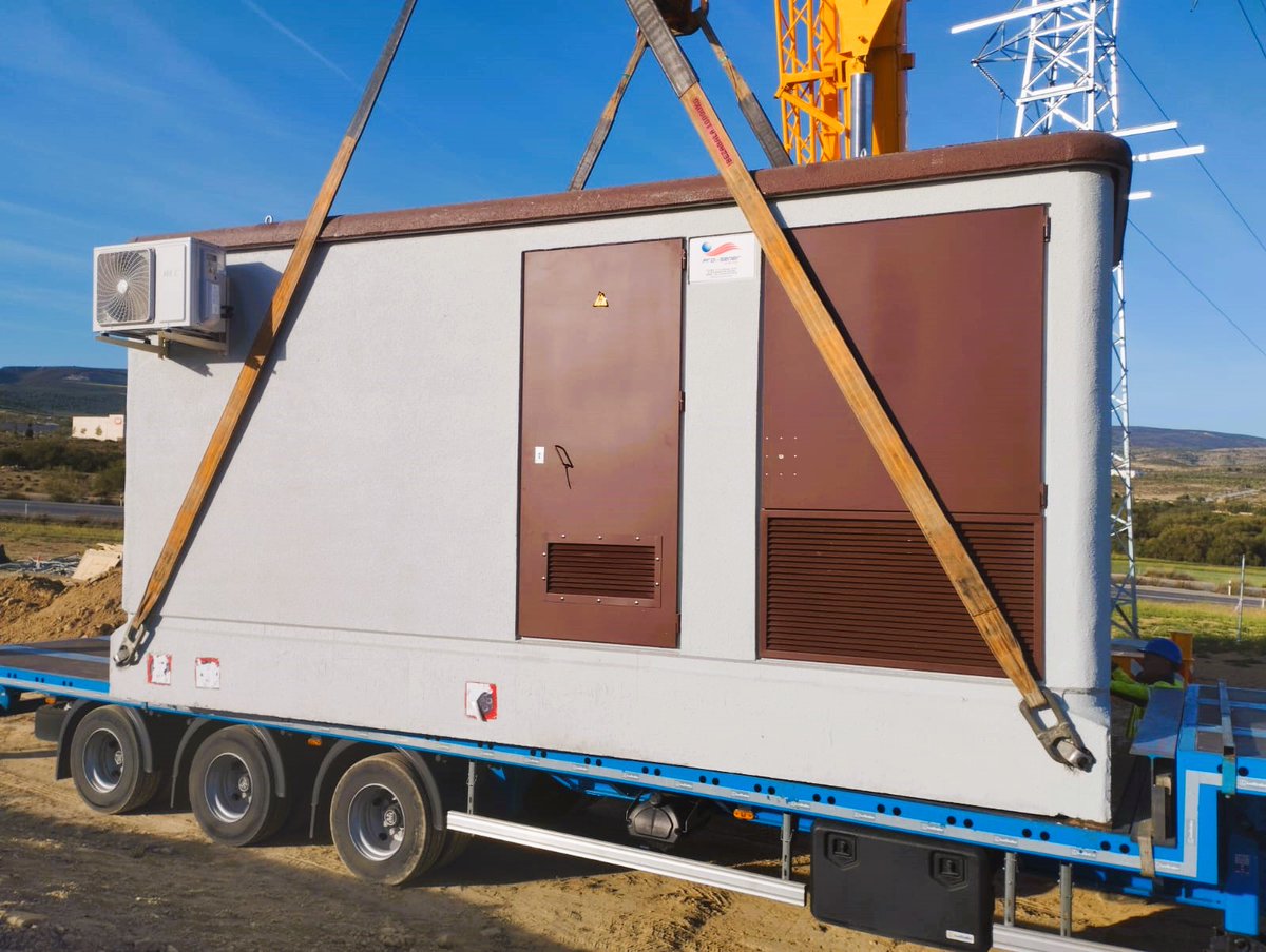 proinsener's tweet photo. 📷 Images of the Alhedin Project (Granada) 
 
This project comprises two units of prefabricated concrete and will serve as a 24 kV switching center. 💪
 
Thank you very much for your confidence! 🙏

#Alhendín #Granada #HormigónPrefabricado #CentroDeSeccionamiento #Infraestructura https://t.co/Dve7bMoNN3