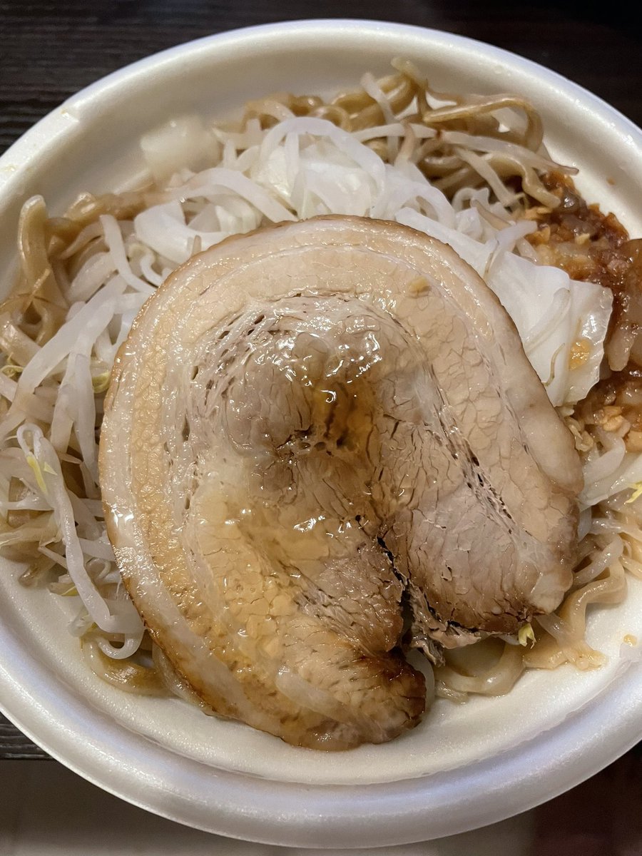 今日は大宮。外は信じられない灼熱です。皆さんお気をつけください。

僕は今日から16時間ダイエットはじめます。 https://t.co/8oQtsp0hvg