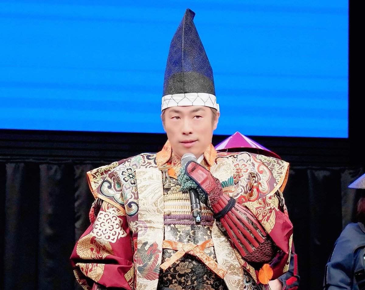 好きなお城
犬山城
福山城
丸亀城
松江城
〜~〜~〜~〜
熊本城
松本城
高知城
彦根城etc

上の４城の観光大使を
現在仰せつかっております。
下の４城の観光大使を
現在狙っております。
どの城も楽しく案内することができます。
お城の講演会の依頼お待ちしております。