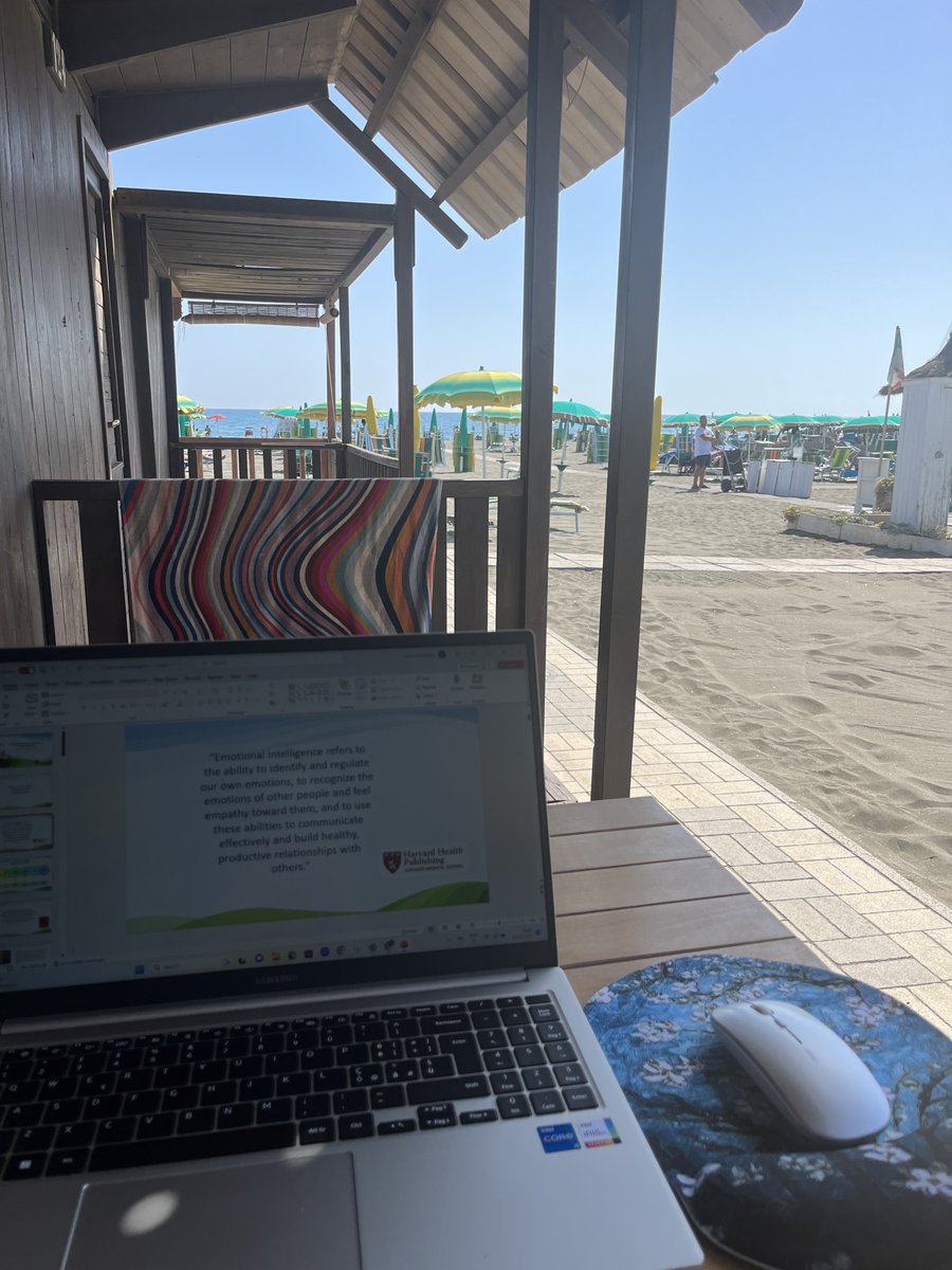I'm thoroughly enjoying teaching an on-line wellbeing course this week to teachers in Catalonia. They're so engaged and enthusiastic, they inspire me! 
Being able to reflect on each session, and tweak the next one, here with my daughters, is an added bonus. 

#teachertraining