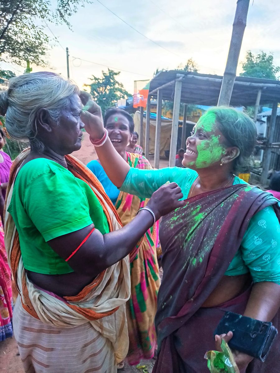 isd2047's tweet photo. We feel indescribable joy sharing the remarkable achievement of Dipali Singh, our #DemocracyExpress alumna, who has triumphed as an elected ward member from Changaul Panchayat, Kharagpur, on an @AITCofficial ticket. 

#PanchayatElectionResult https://t.co/F1Ha8Pd0sU