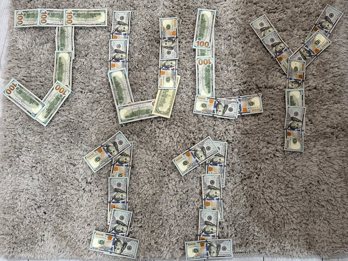 CDA Give Away tweet media