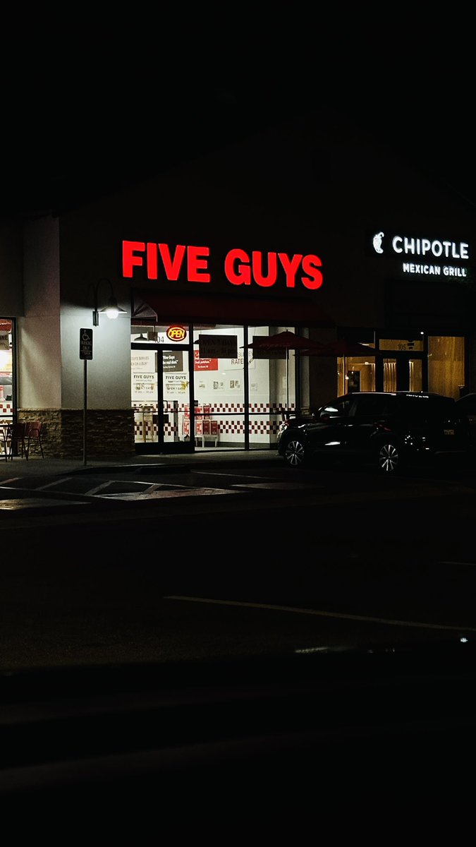 줄하나도 없는데..#fiveguys