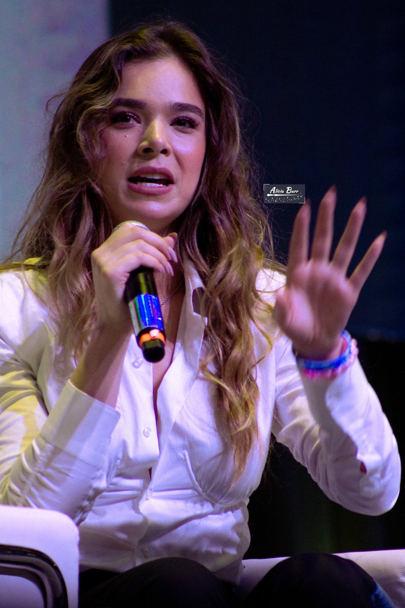 barr_alicia's tweet photo. Hailee Steinfeld 
Superhero Con San Antonio 2023

#HaileeSteinfeld #PMXSuperhero #Hawkeye #katebishop https://t.co/EOgbbYccEz