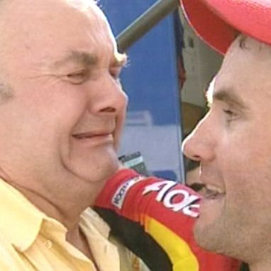 Vandaag passeert de #TDF2023 door Montluçon, de gemeente die voor altijd verbonden zal zijn met wijlen Serge Baguet &amp; zijn ritzege in de Tour 2001.

Waarna hij een van de mooiste wielerquotes ooit uitsprak: 'Goh Lelli, a'tem windegen, ik dee 'em duud'

Gevolgd door een