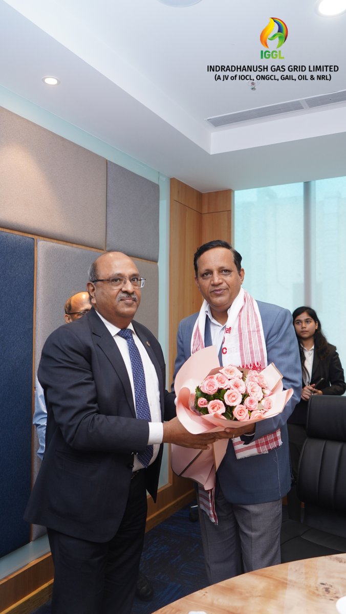 IGGLindia's tweet photo. #IGGL has signed three Hook Up Agreements with @ONGC_  on 11th July 2023 to connect ONGC fields with NEGG  for transportation of natural gas from three Assets of ONGC viz. Jorhat, Silchar, and Tripura to the consumers. https://t.co/u7KcGwBZDm