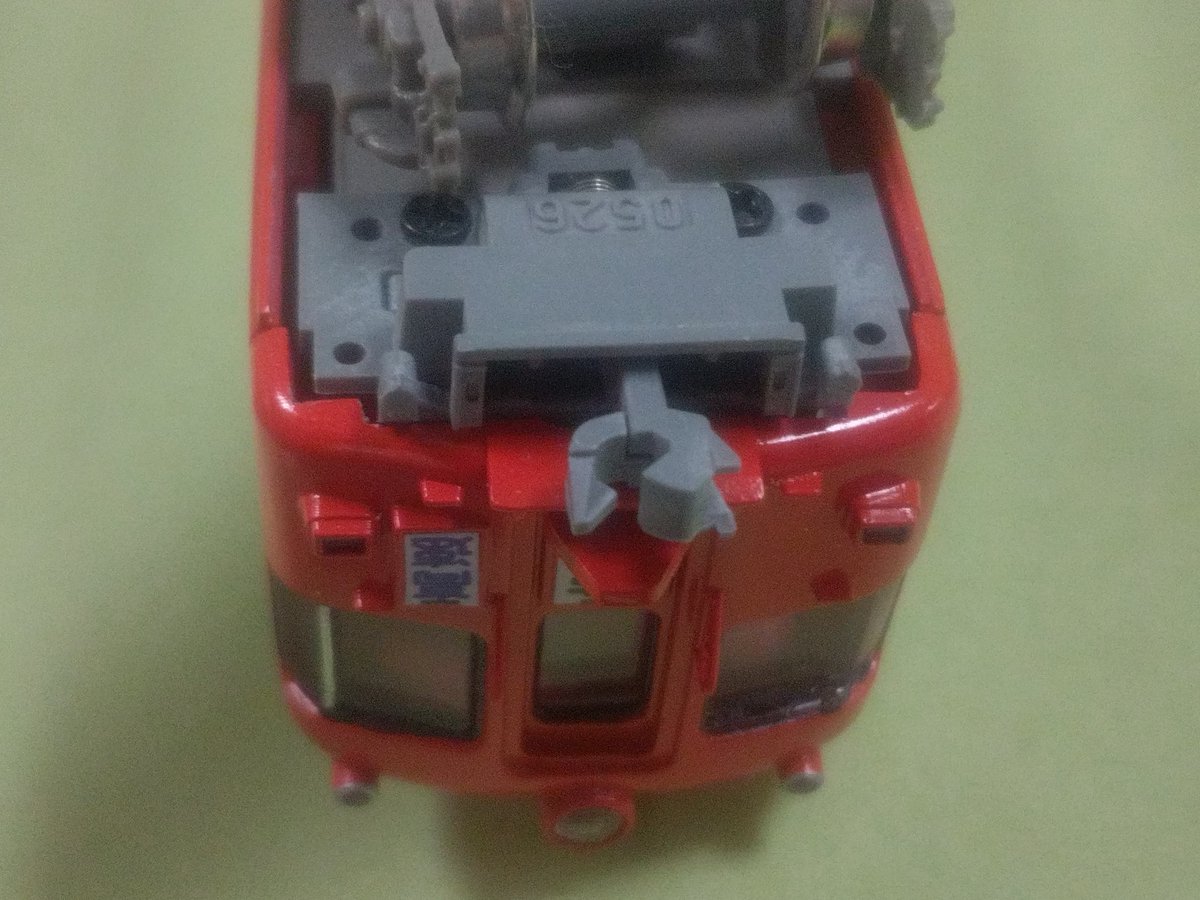 307 名鉄5500
完成品も出てるのに今さら…しかし我々モデラーにとっては最高のキットです。説明書にありますように多くのバリエーションがとれ、今風の部品(アンテナやＴＮカプラー)でディテールアップや中間車への切り継ぎ、さらに高運化など5500としても遊び倒せます!一度トライしてみてください!