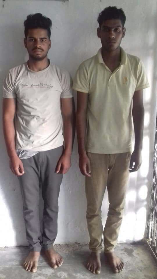 zoo_bear's tweet photo. ये घटना हनुमानजी की मूर्ति के साथ अभद्र व्यवहार करने वाले "जिहादी" के नाम अर्जुन सिंह जाटव और धर्मासिंह है। दोनो आरोपियों को 21st Oct, 2018 को ही अ��ेस्ट कर लिया गया था। https://t.co/e9SnJAFNqj