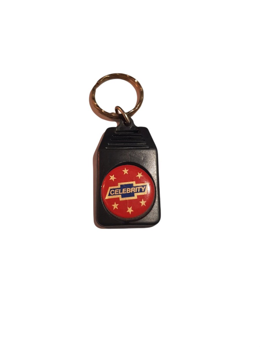 PalacePainted's tweet photo. Chevrolet Celibrity Key Chain Keychain Key Fob Keytag Vintage Automotove Keychain Gift Collectible https://t.co/LfGeXwDxmo #sagefromage #Etsy #MetalKeyChain https://t.co/BGnERSH24j