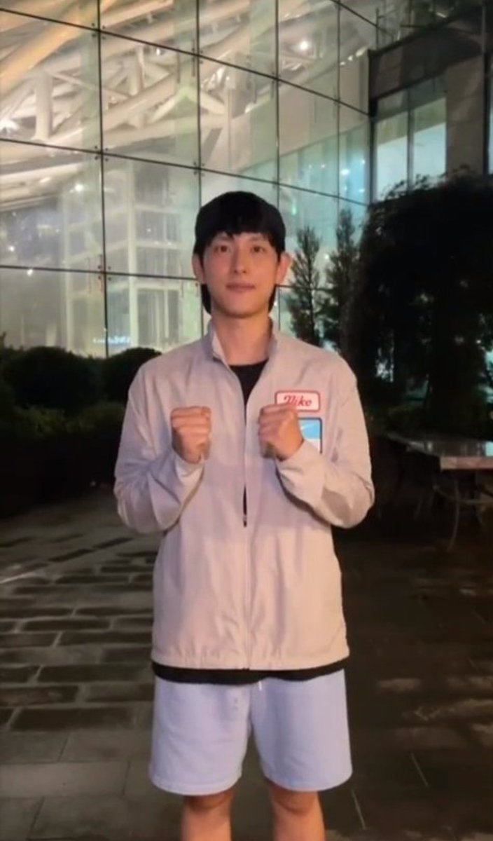 sunizup's tweet photo. Just look at this adorable high schooler!! Fighting ByungTae!!! 🥰💕

#YimSiwan #임시완 #ALSChallenge #TheHiddenDragon #BabyDragon 
#IceBucketChallenge https://t.co/tas2nd7zaX