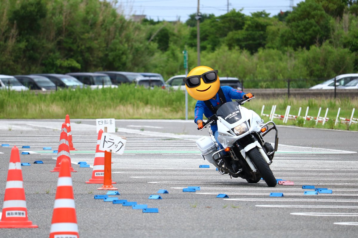 s_kuota's tweet image. すげー💧
#白バイ #cb1300p