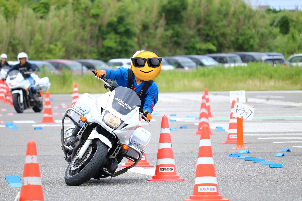 s_kuota's tweet image. すげー💧
#白バイ #cb1300p