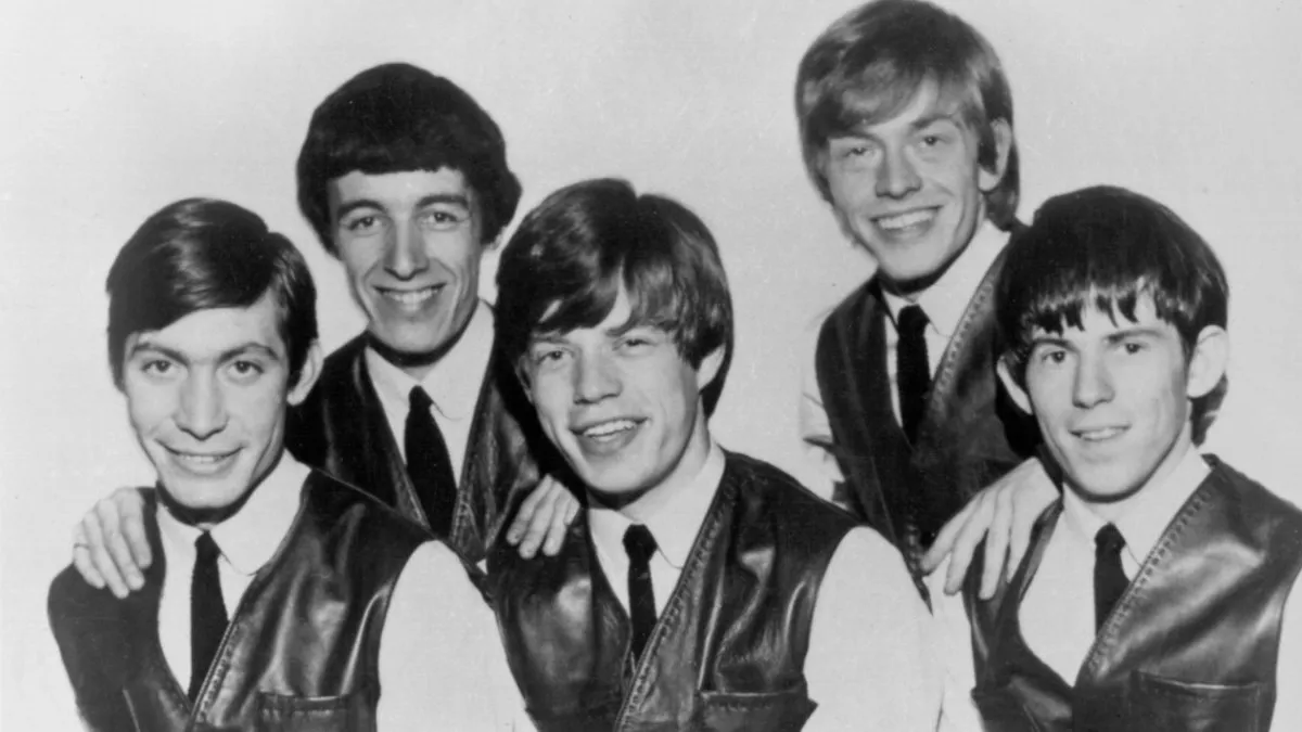 ¿Qué día es hoy?  👀 

Hoy es 12 de julio y en esta misma fecha en el año 1962, los Rolling Stones tuvieron su primer concierto en el Marquee Jazz Club de Londres 🎫 

¿Sabías que les pagaron 20 Libras por el concierto, lo que hoy serían unas 330 Libras? 💸

#RockFMérides