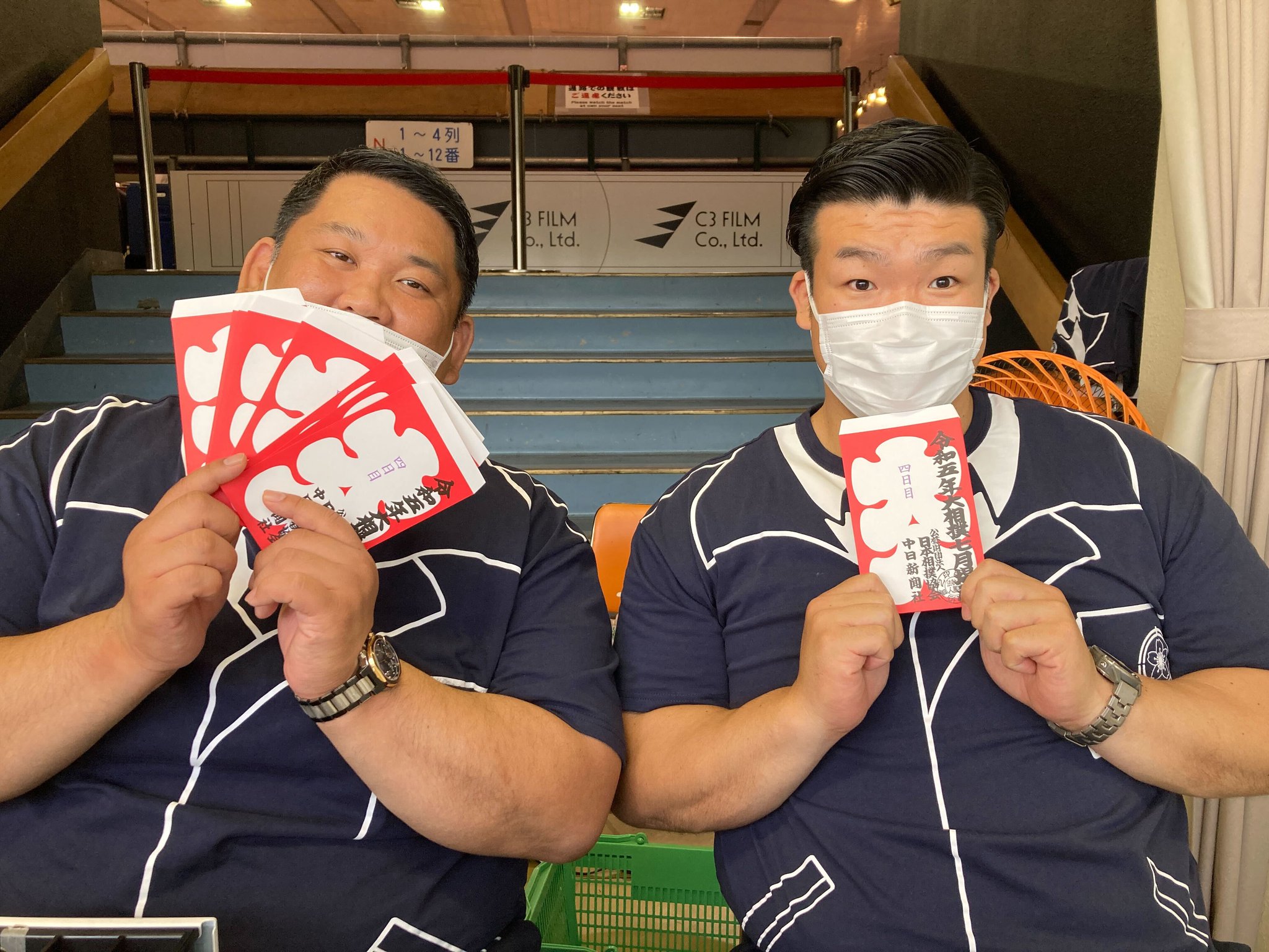 日本相撲協会公式 on Twitter 