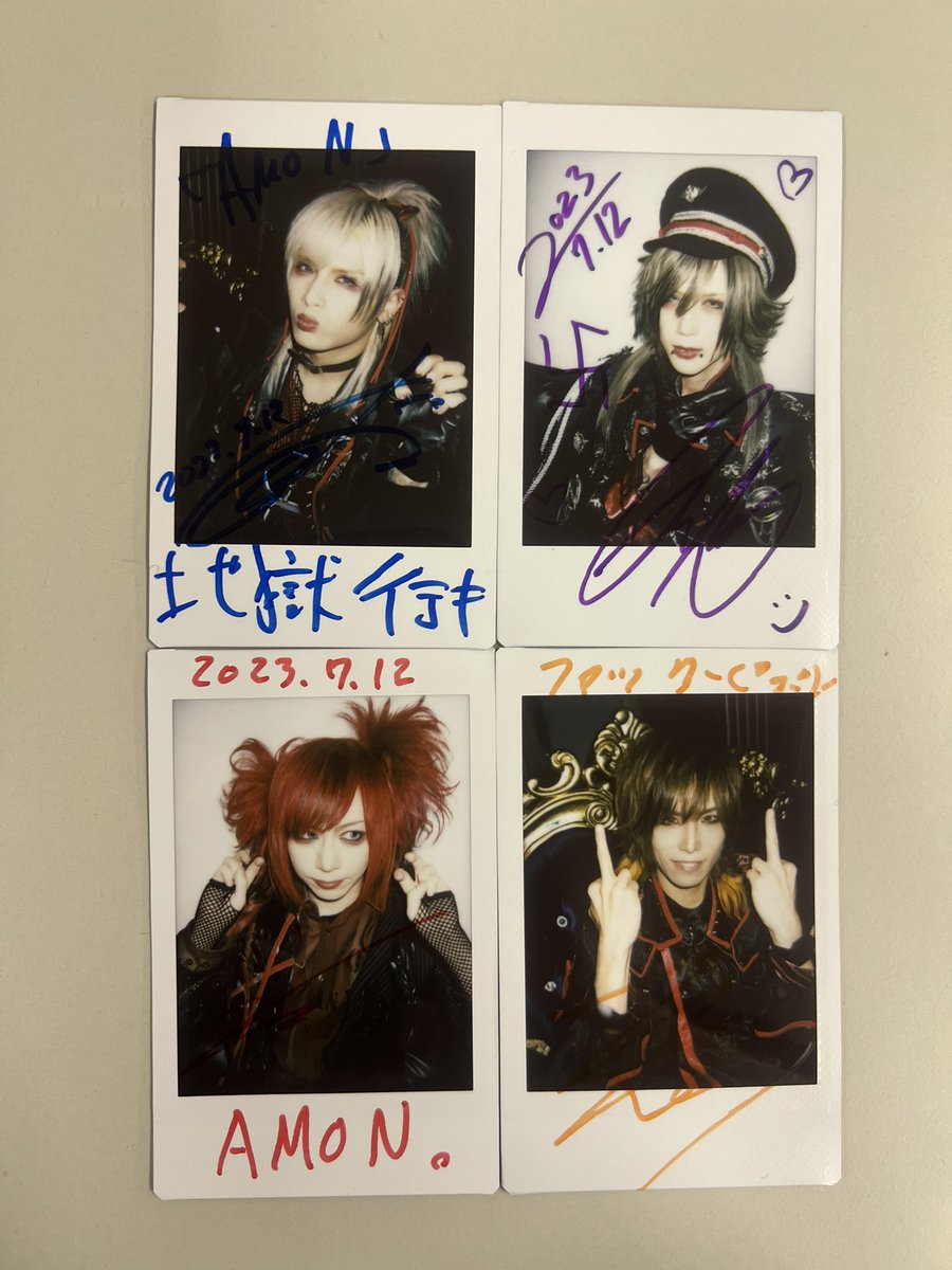 本日の当日チェキです👨‍👨‍👦‍👦 ぜひお買い求めください😈