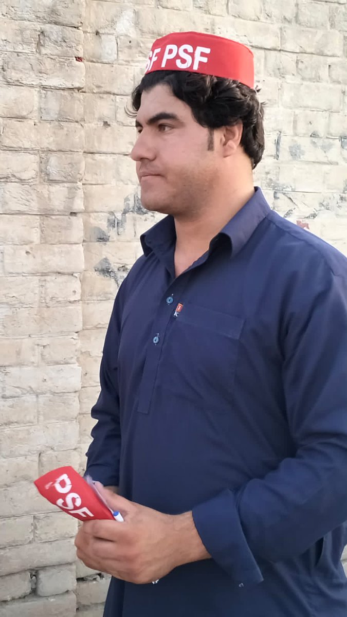 KakarRazaqAsim's tweet photo. پی ایس ایف ہرگز تعلیم دشمن پالیسیوں کا حامی نہیں ہوسکتا ہے ہم اٹھارویں آئینی ترمیم کے ذریعے صوبوں میں جاری استحصال کا خاتمہ دیکھ رہے ہیں
صوبائی ترجمان حفیظ اللہ شاہ اور ڈگری کالج جنرل سیکرٹری عبدالمالک جلالزئی
#PSF | #HECAmendmentBillRejected
@Hafeezullah_sha @Malikjalalzai1 https://t.co/UbdeIoEfTZ